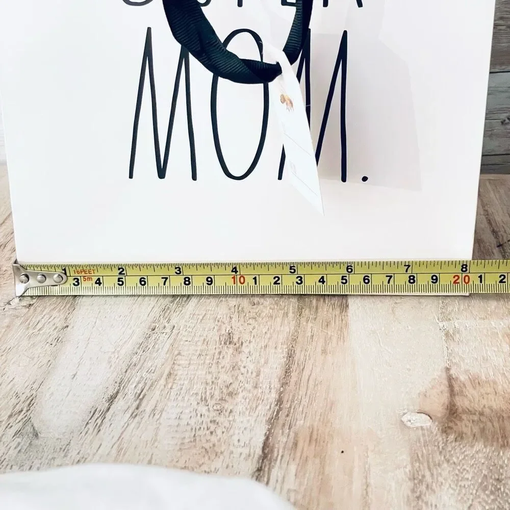 NWT Rae Dunn White Super Mom gift bag with bees & hanging to:/from: little card